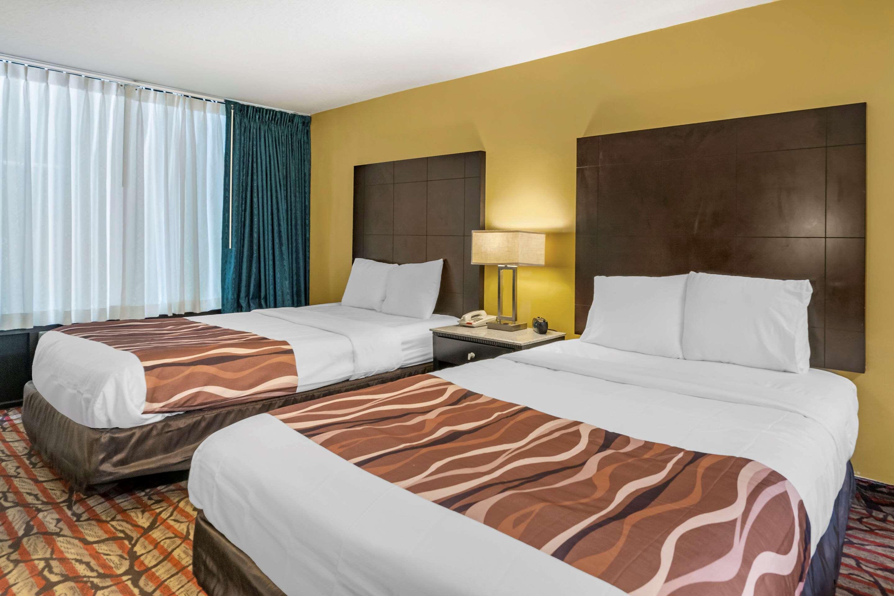 Rodeway Inn Central Clearwater Beach Buitenkant foto