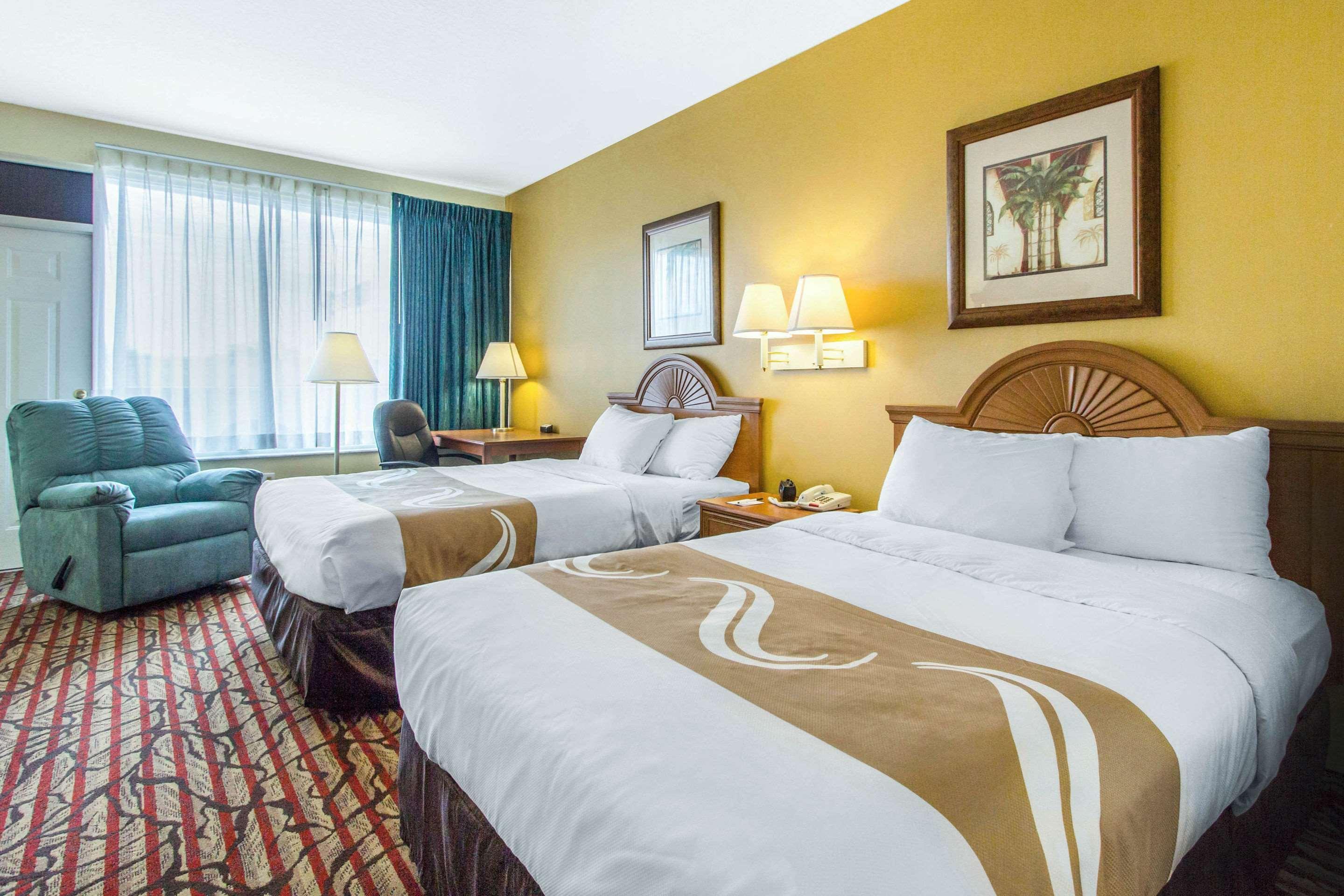 Rodeway Inn Central Clearwater Beach Buitenkant foto