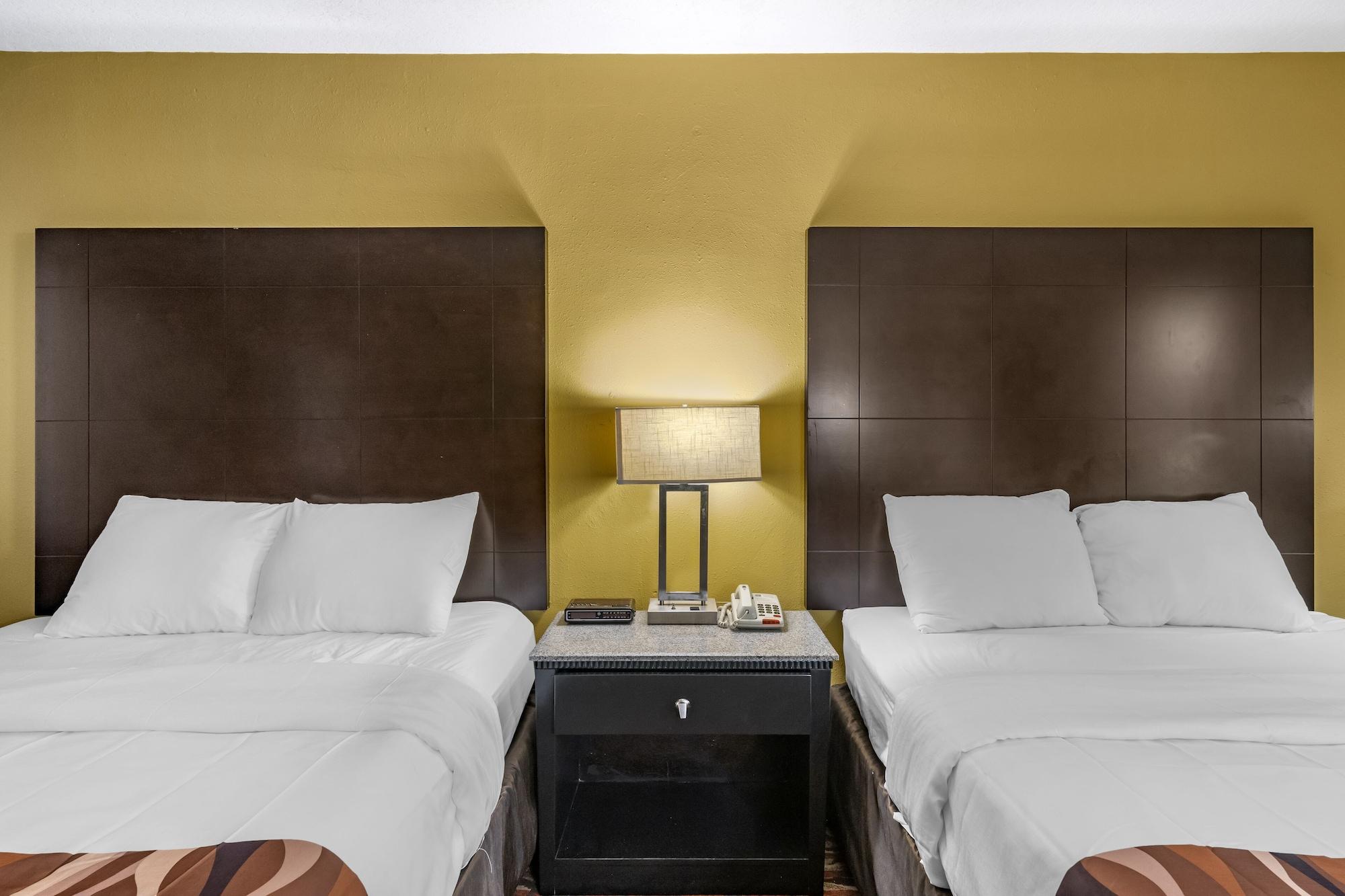 Rodeway Inn Central Clearwater Beach Buitenkant foto